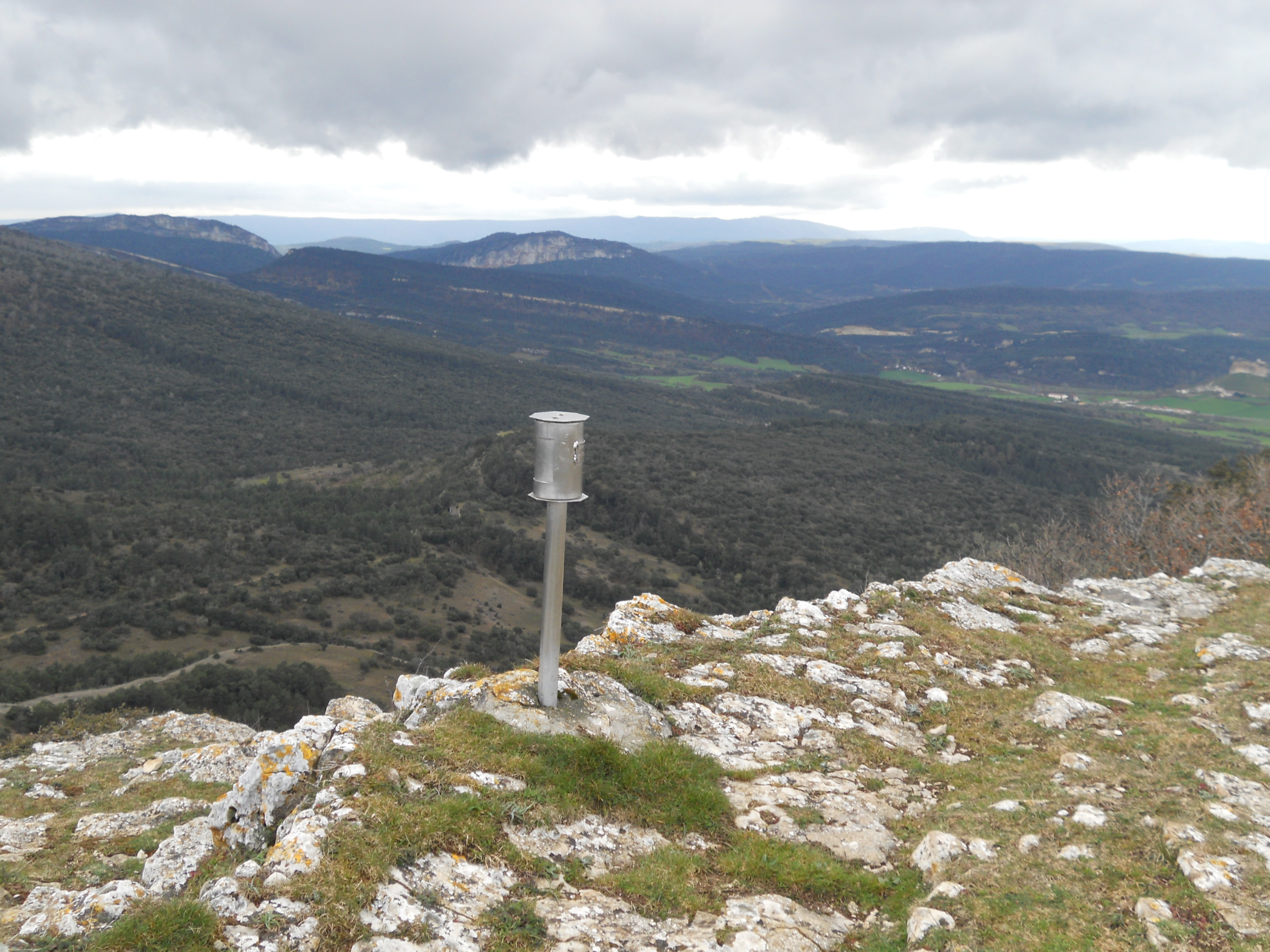 Foto Travesía: Pto. La Horca - Peña alta de Losa (1022 m) - Bóveda (Burgos-Araba) Mañanera.
