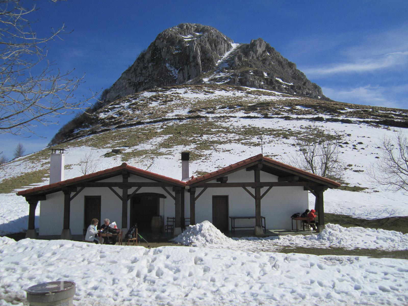 Foto Alto de Regil - Ernio -  Alkiza o Asteazu (Gipuzkoa) + COMIDA en sidreria
