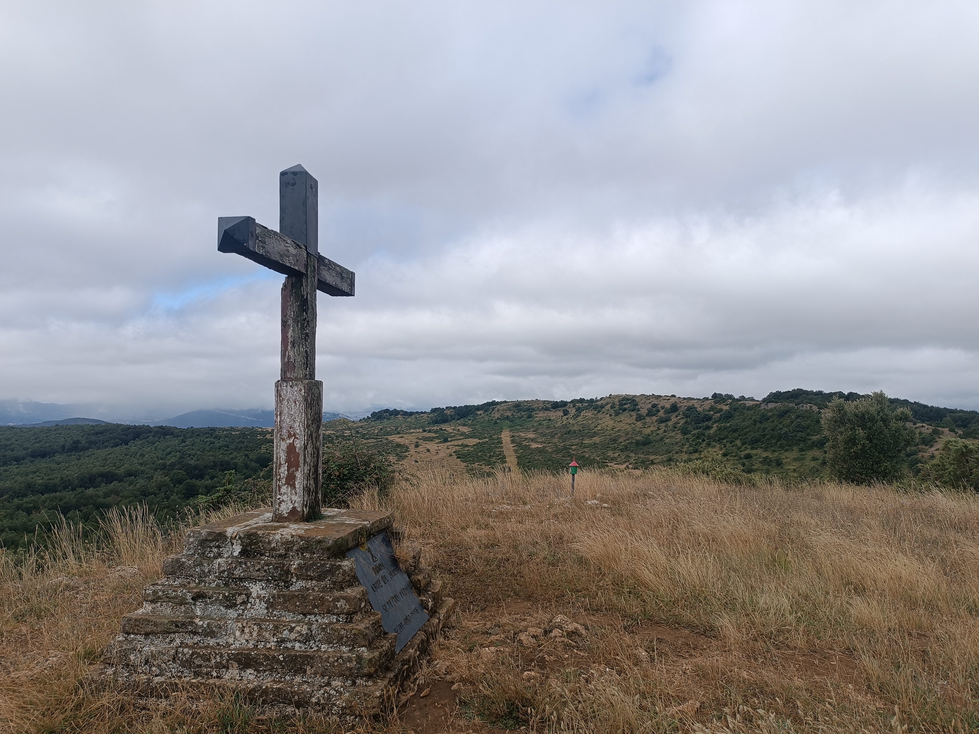 Foto San Vicente de Arana—SOMOREDONDO (1.080 mts)--PERRIAN (1.121 mts)—Barranco de Baiau—Orbiso-Araba.Mañanera