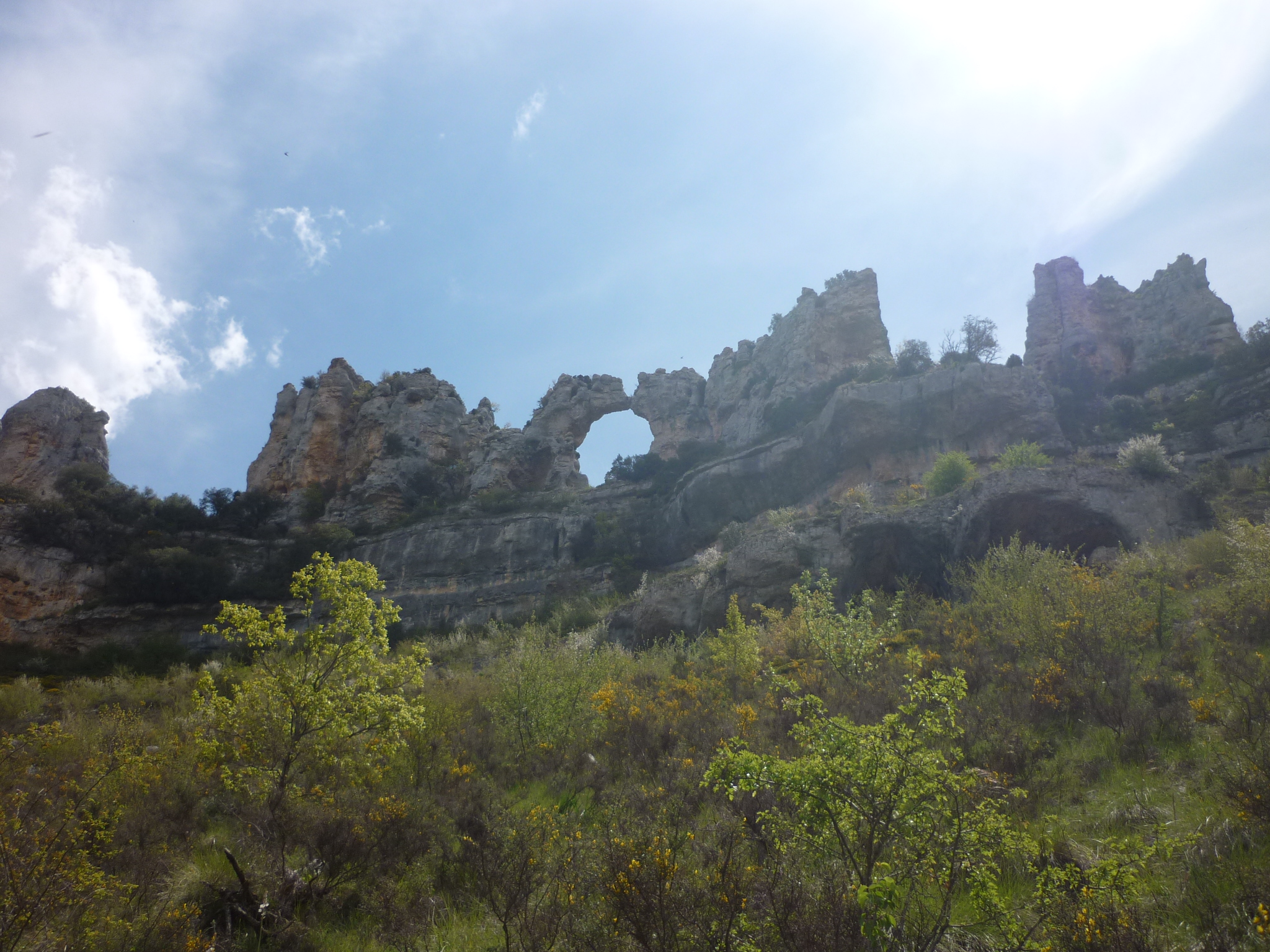 Foto Villaescusa de Ebro - Cascada de Tobazo - Cañón del Ebro - Castillo de Orbaneja (851) - Orbaneja del castillo - Cruz de Lastra (1.029) - Espinosa de Bricia