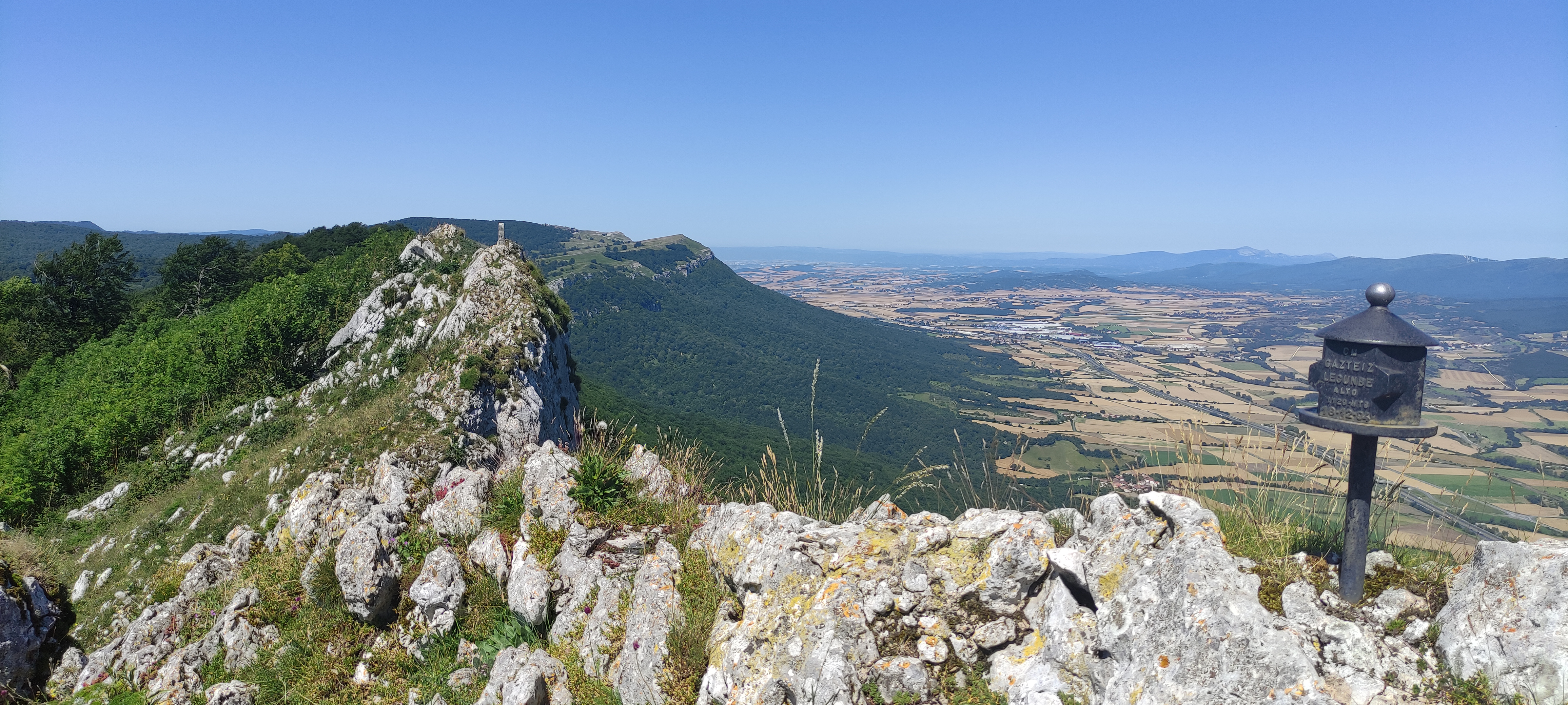 Foto Travesía Mañanera:Pto. Urbasa- Legunbeko Haitza - Andoin [Araba]