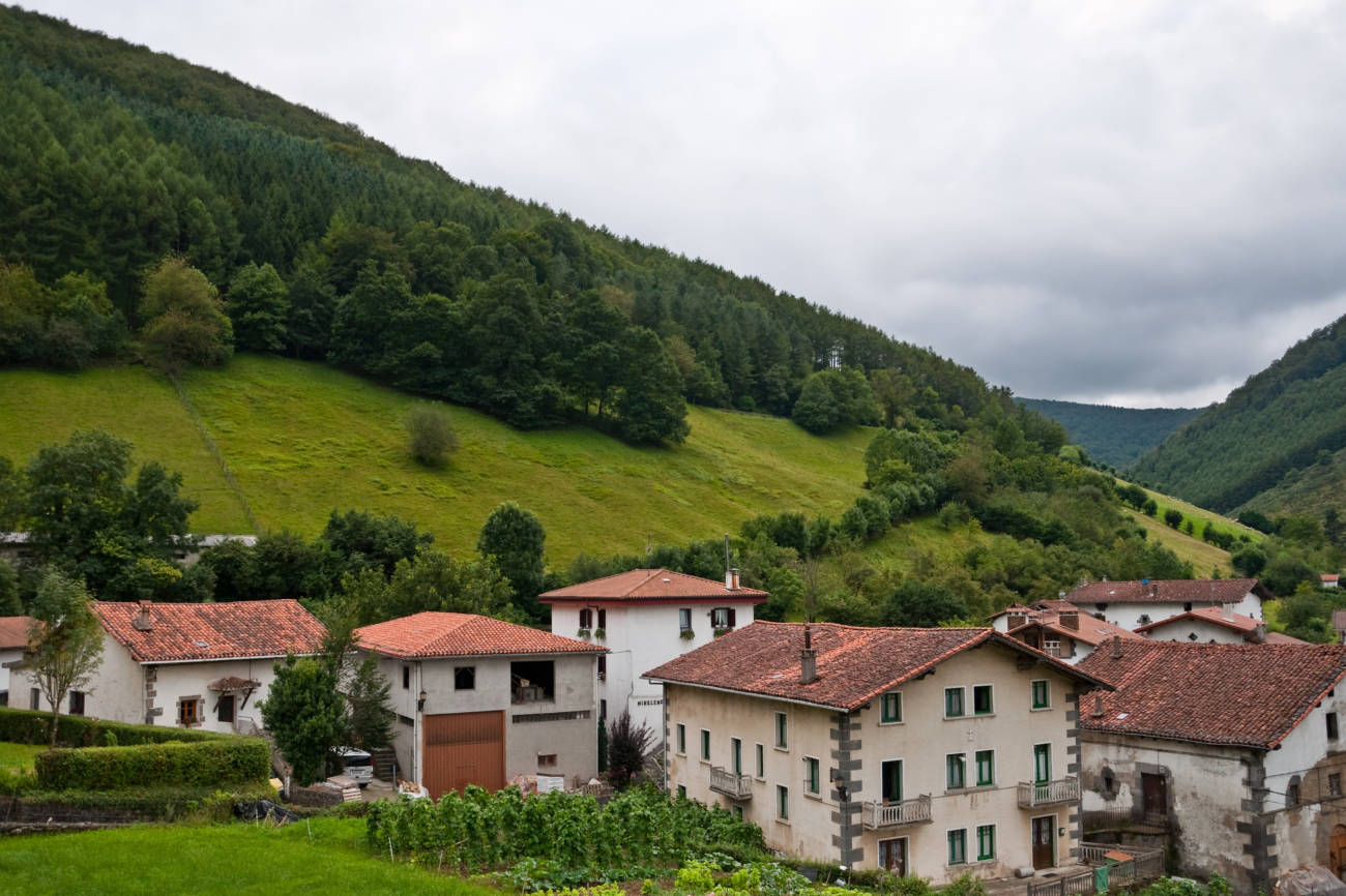 Foto NW - Lekumberri - Valle de Leiza. Vía verde de Plazaola