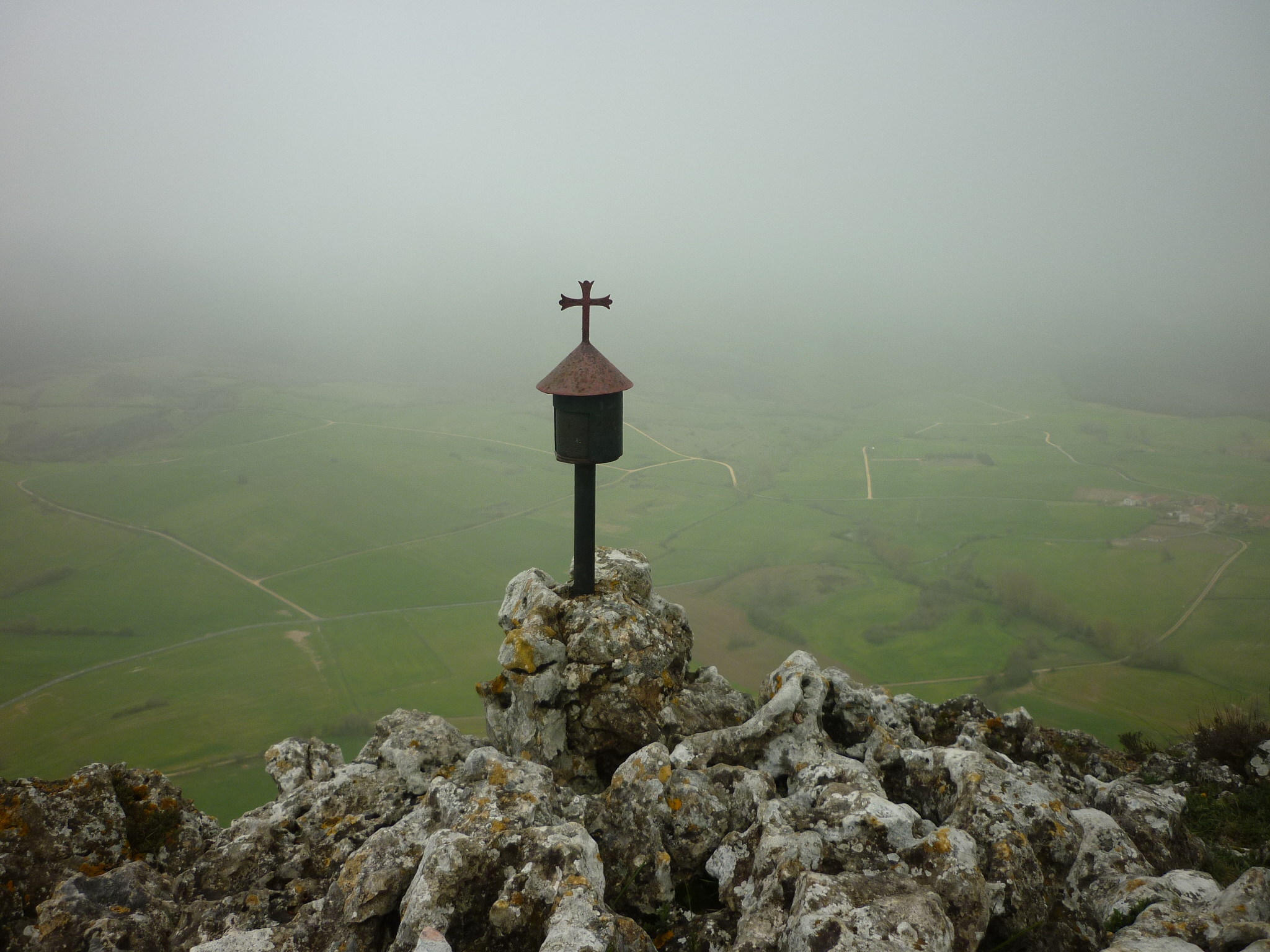 Foto La Muela (1.055 m) desde San Román de San Millán