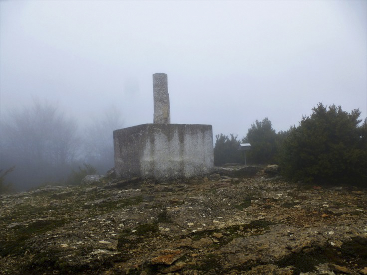 Foto Gastiain – valle colgado de Arnaba - Okomendia (1.258 m.)- Kontrasta (Araba-Nafarroa) Mañanera
