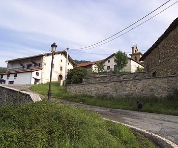Foto Día 12 octubre -   3ª Etapa: Saigots-Sorogain  GR 225 - Fuga de Ezkaba 1938 (Nafarroa) Todo el día