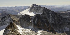 Proyección: "Picos de leyenda" (Pirineos - Huesca)