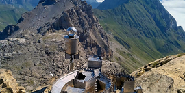 HIRU ERREGEEN MAHAIA (SOLO ACTIVIDAD)