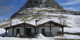 Alto de Regil - Ernio - Asteazu (Gipuzkoa) + COMIDA en sidreria