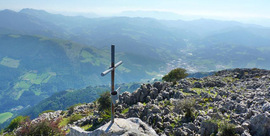 Travesía Azkoitia – Xoxote(912 m) – Erlo (1030 m) - Azpeitia (Gipuzkoa) Comida sidrería