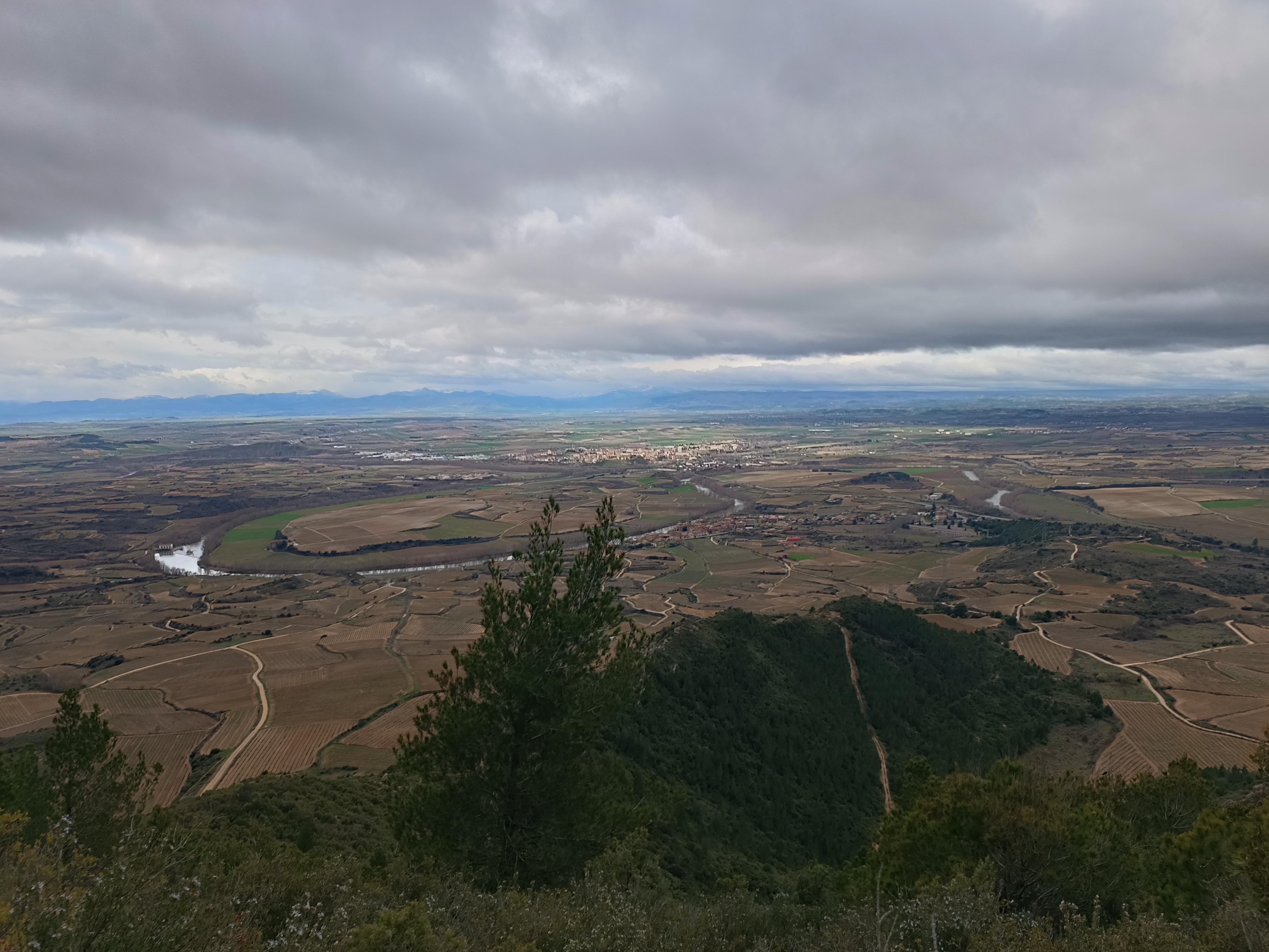 Foto Salinillas de Buradón---SAN CRISTOBAL (885 mts ) Ocio- Araba. Mañanera