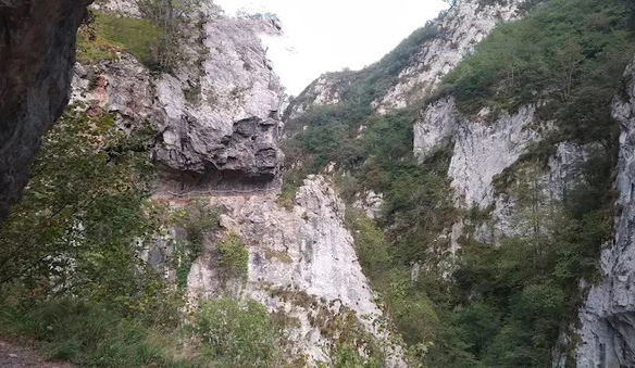 Foto ASTURIAS Y LEON - Babia y Somiedo