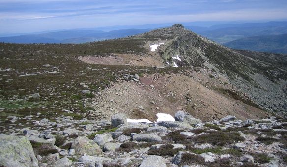 Foto Dia 13- Travesía Molinos de razón – La laguna – Cebollera (2141 m) – La Mesa (2163 m) - Lomos de Orios (Soria - Rioja) Todo el día