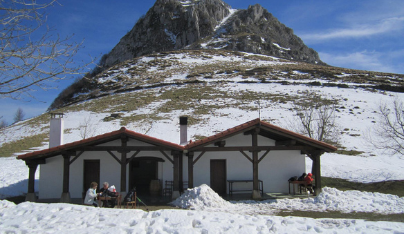 Foto Alto de Regil - Ernio - Asteazu (Gipuzkoa) + COMIDA en sidreria
INSCRIPCIONES DESDE EL 2 DE MARZO
